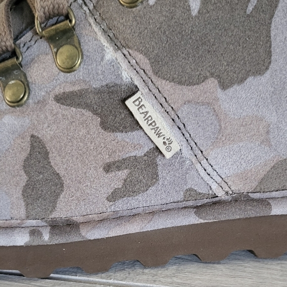 Bearpaw Camo Print Sherpa Wool Lined Lace Up Boot - Picture 2 of 10